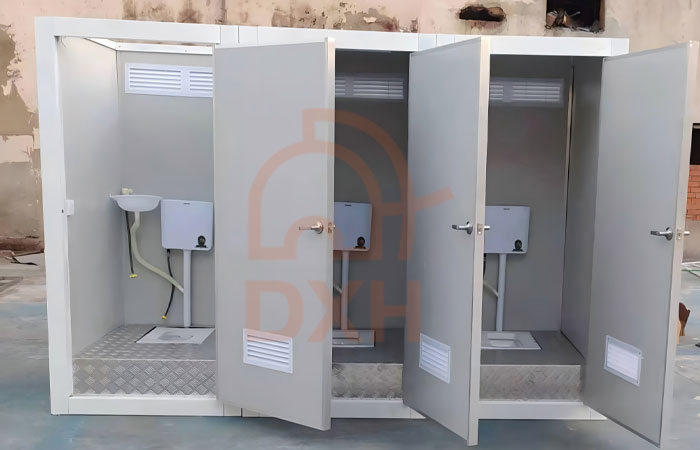 Prefabricated-Toilet-and-Shower-Units-for-Construction-Sites